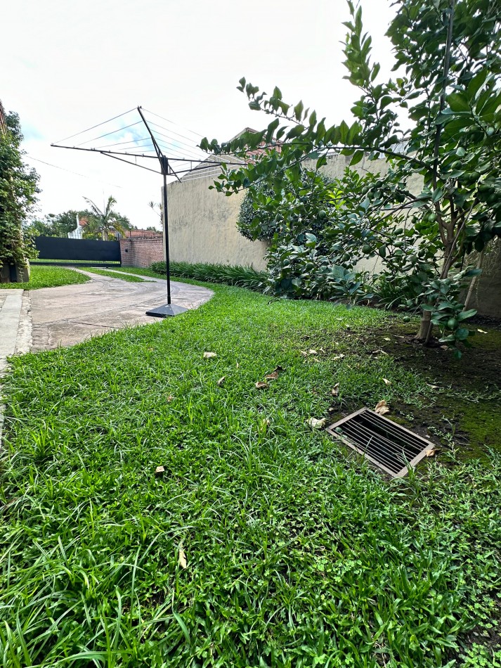 Venta casa Yerba Buena altura Av. Aconquija 2400. Inmperdible!!!!