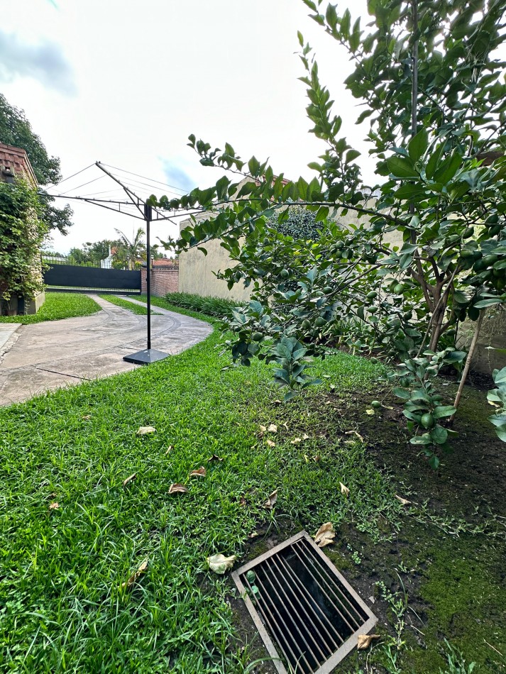 Venta casa Yerba Buena altura Av. Aconquija 2400. Inmperdible!!!!