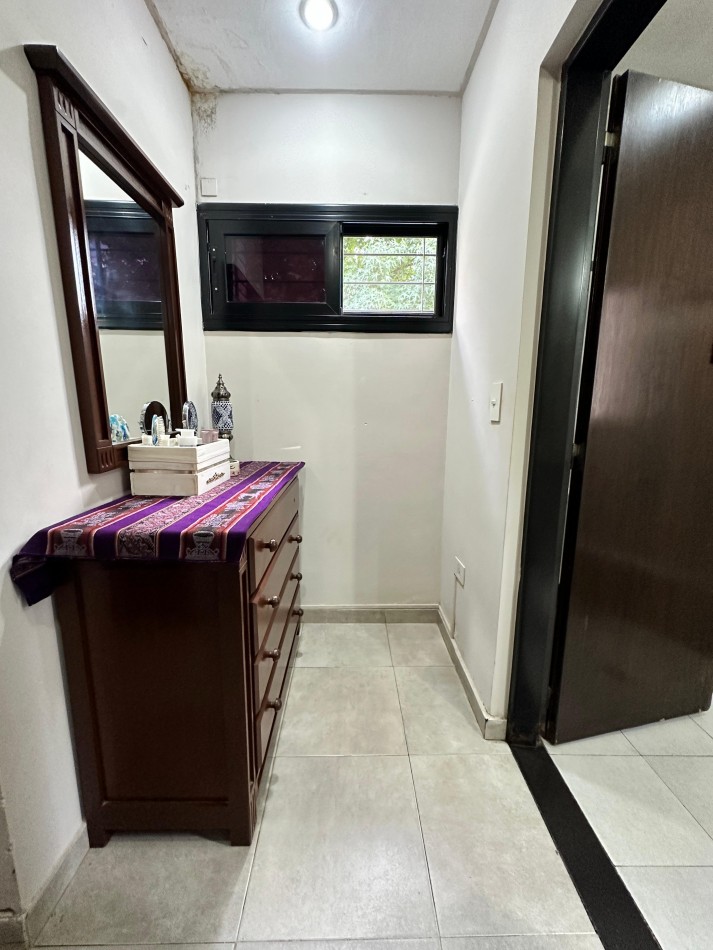 Venta casa Yerba Buena altura Av. Aconquija 2400. Inmperdible!!!!