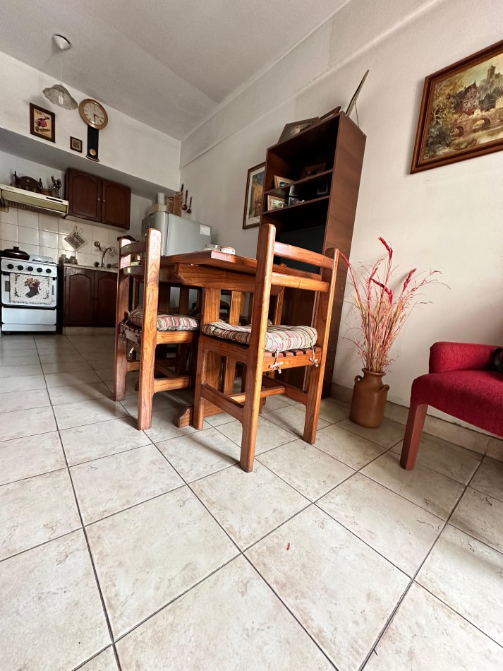 Departamento 1 dormitorio Crisostomo Alvrez 1035