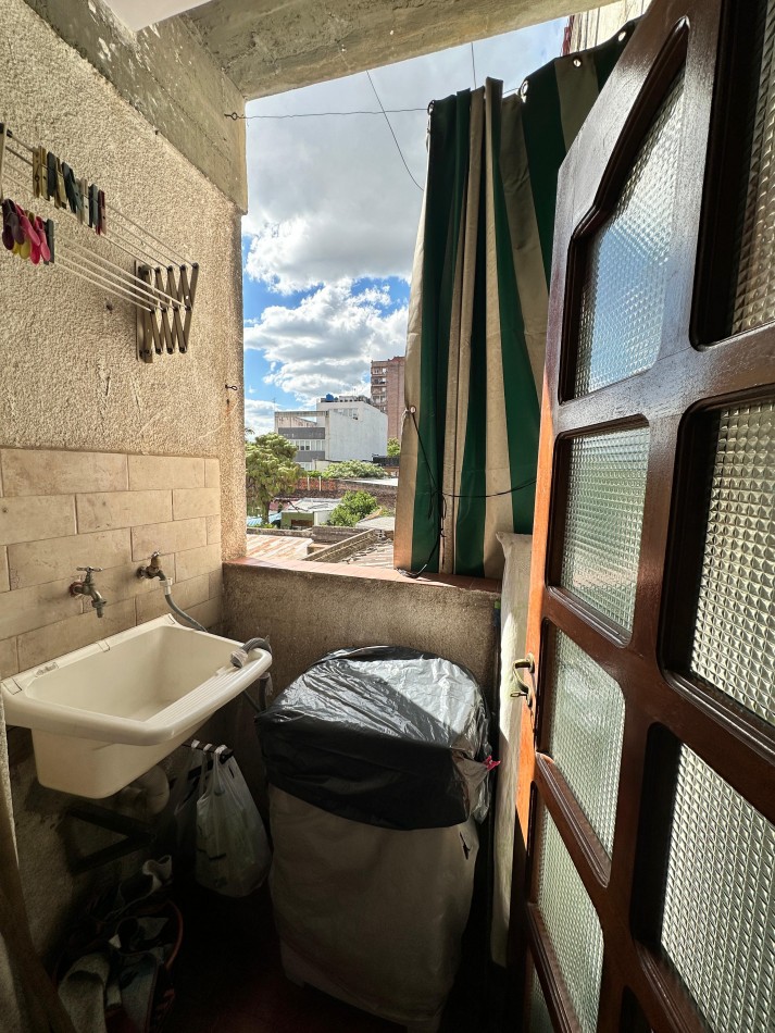 Departamento 1 dormitorio Crisostomo Alvrez 1035