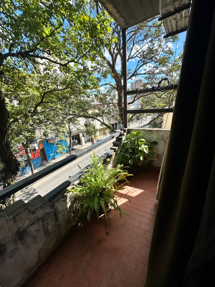 Departamento 1 dormitorio Crisostomo Alvrez 1035