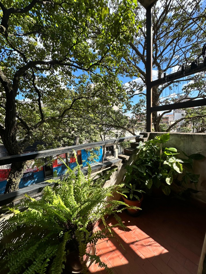 Departamento 1 dormitorio Crisostomo Alvrez 1035