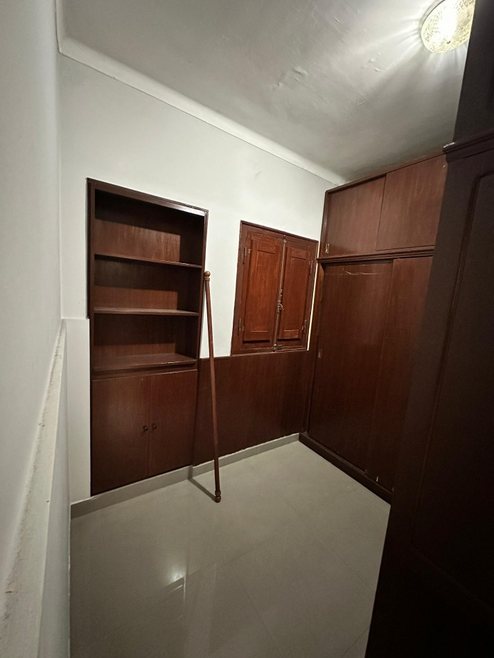 En venta casa cxompletamente remodelada en calle constitucion 151