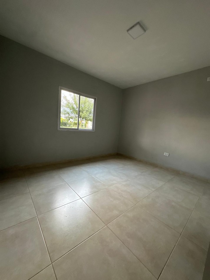 Aquiler casa barrio privado Quinta Azucena
