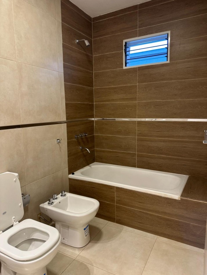 Aquiler casa barrio privado Quinta Azucena