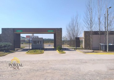  Terreno en Country Portal Del Sol